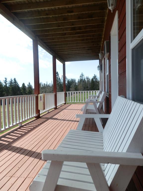 Hopewell Rocks Motel & Country Inn Hopewell Cape Exterior photo